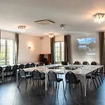 Logis - Restaurant La Sapiniere 3* Wisques