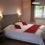 Hotel Logis - Restaurant La Sapiniere 3*