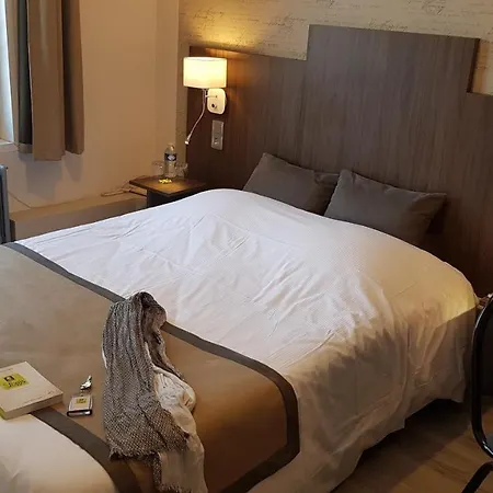 Hotel Logis - Restaurant La Sapiniere 3*