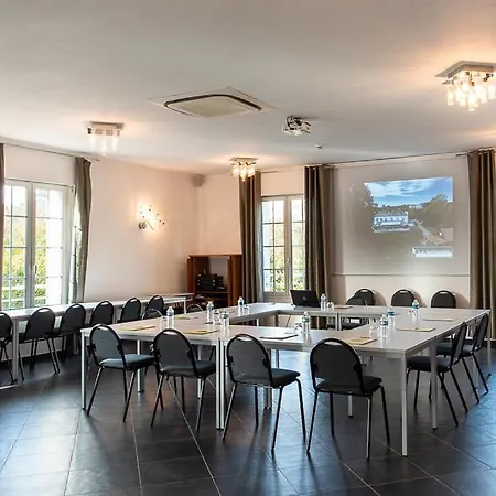 Logis - Restaurant La Sapiniere 3* Wisques