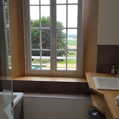 Logis - Restaurant La Sapiniere - Proche Saint Omer 3*