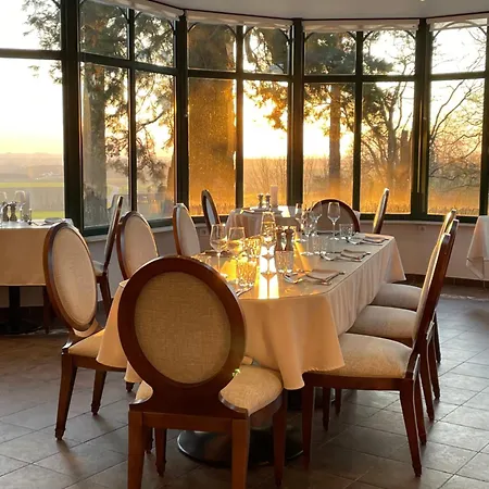 Logis - Restaurant La Sapiniere - Proche Saint Omer 3* Wisques