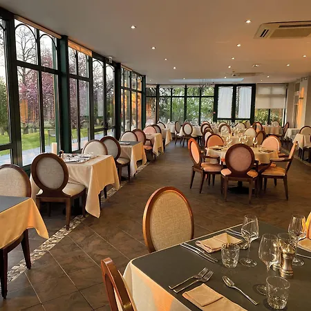 Logis - Restaurant La Sapiniere - Proche Saint Omer Hotel