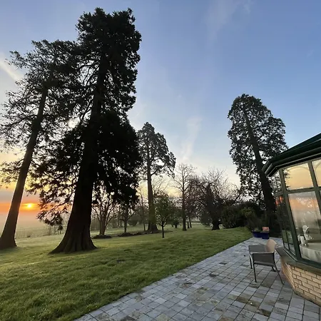 Ξενοδοχείο Logis - Restaurant La Sapiniere Wisques