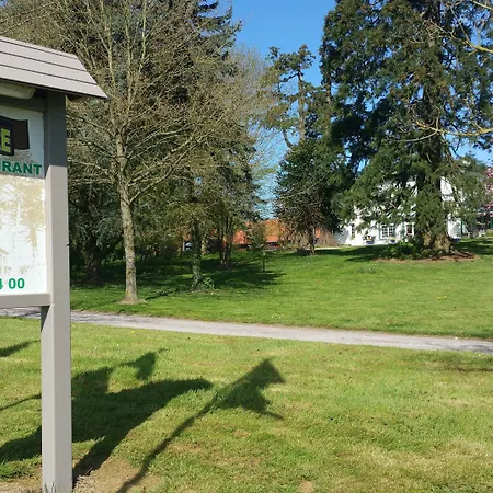 Logis - Restaurant La Sapiniere