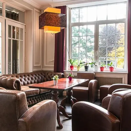 Hotel Logis - Restaurant La Sapiniere - Proche Saint Omer 3*