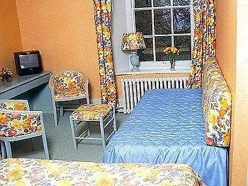 Logis - Restaurant La Sapiniere - Proche Saint Omer 3* Wisques