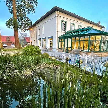 Logis - Restaurant La Sapiniere - Proche Saint Omer Otel