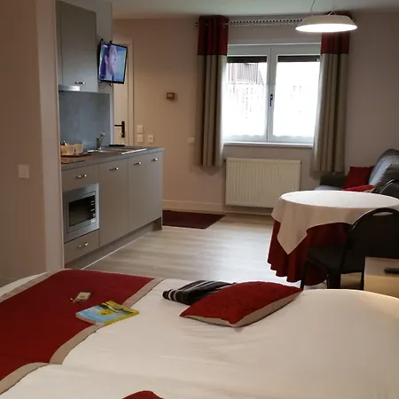 Logis - Restaurant La Sapiniere - Proche Saint Omer 3* Wisques