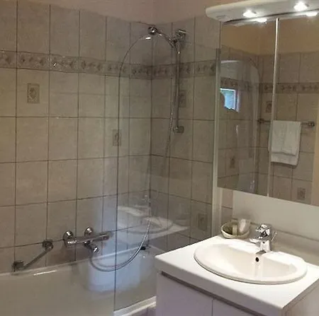 Logis - Restaurant La Sapiniere 3* Wisques