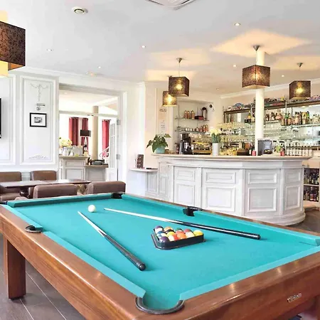 Logis - Restaurant La Sapiniere 3* Wisques