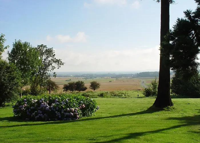Hotel Logis - Restaurant La Sapinière