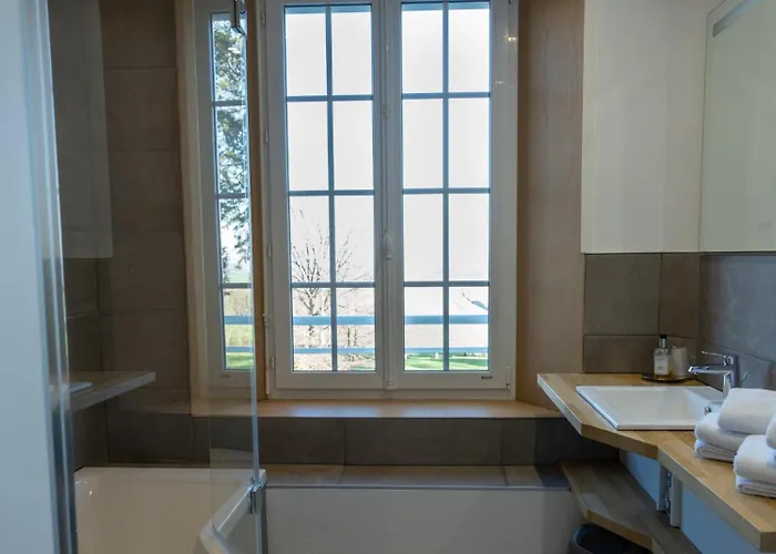 Logis - Restaurant La Sapinière 3* Wisques