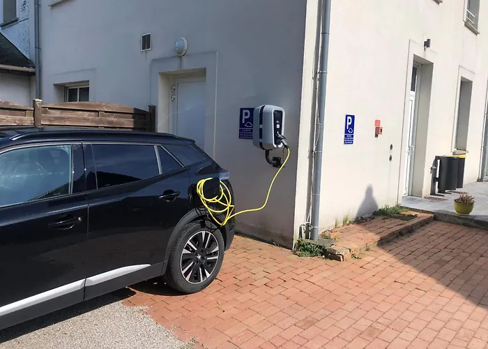 Hotel Logis - Restaurant La Sapinière Wisques