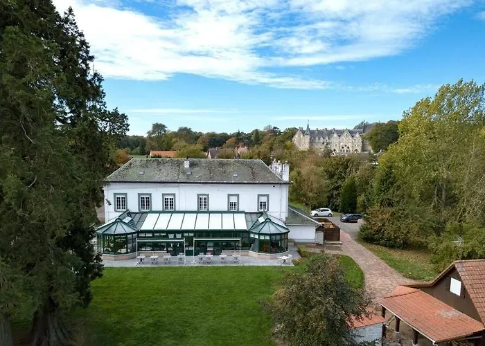 Hotel Logis - Restaurant La Sapinière Wisques