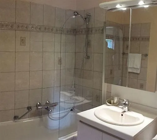 Logis - Restaurant La Sapinière 3* Wisques